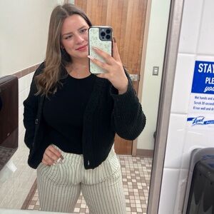 Meet your Posher, Malynn